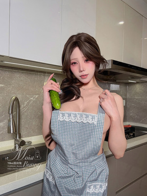 Yiko湿润兔 - 2026年03月作品 继母の香 [126P]_092_bnxw