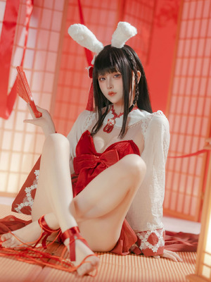 屿鱼 - 碧蓝航线 大山·祈愿的巫女兔