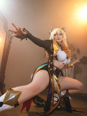 [Lada Lyumos & Lady Melamori & Zoe Volf] Mavuika & Varesa & Xilonen_049_hugl