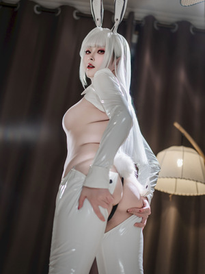 Natsuko夏夏子 - NIKKE 布兰儿 逆兔女郎_02_ddvx