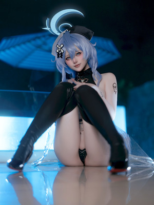 屿鱼 - 天雨亚子同人护士 [31P 327M]_23_dicp