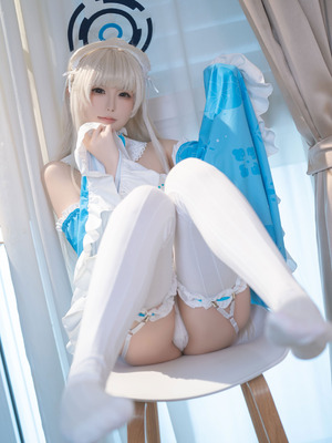 Quan冉有点饿 - Asuma Toki (Blue Archive)_05_dnkh