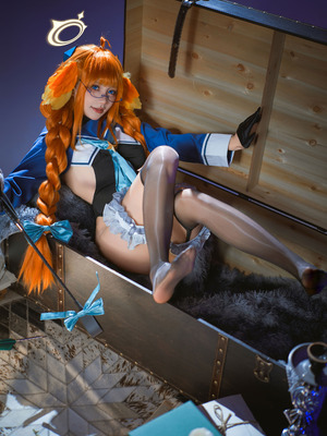 是一只熊仔吗 蔚蓝档案 圆堂志美子·邪恶女干部_38_wjhq