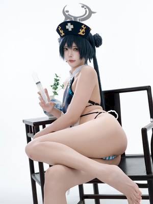 君颜圆又圆 - 蔚蓝档案 龙华妃咲 护士_023_eyhn