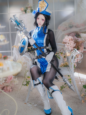 前野太太 - 胜利女神：妮姬 梅登 冰玫瑰