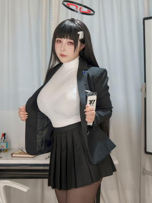 KANEKO_咔喵 & Rioko凉凉子 - 双人蔚蓝档案_030_lmdf