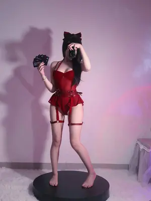 高桥千凛 - 红 魔术师_006
