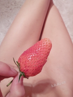 软萌萝莉小仙 - 草莓_001