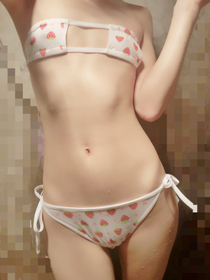 软萌萝莉小仙 - 草莓内内_005