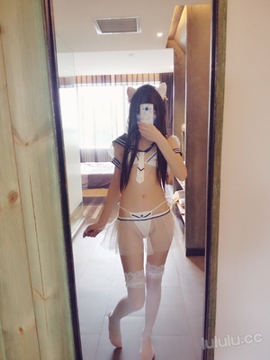 软萌萝莉小仙 - 丁字裤制服_004