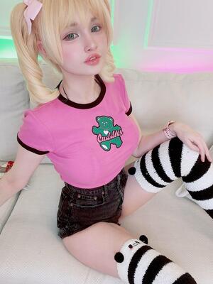 Hidori Rose - Cuddles and Cupcake_001