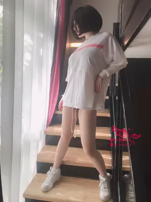 小稚九酱 - 楼梯球鞋_1 (2)