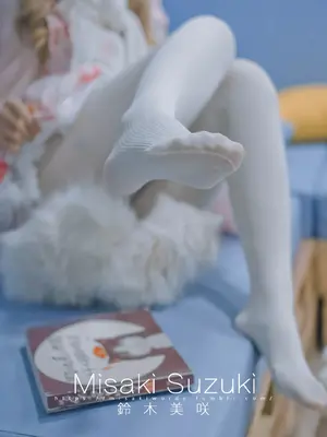 铃木美咲 (Misaki Suzuki) - 完全M男的下仆生活——羞耻！在咖啡厅里_005
