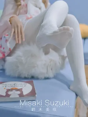 铃木美咲 (Misaki Suzuki) - 完全M男的下仆生活——羞耻！在咖啡厅里_006