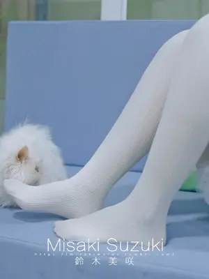 铃木美咲 (Misaki Suzuki) - 完全M男的下仆生活——羞耻！在咖啡厅里_009