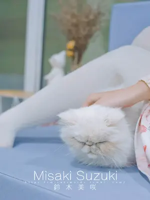 铃木美咲 (Misaki Suzuki) - 完全M男的下仆生活——羞耻！在咖啡厅里_012