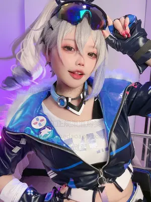小瑶幺幺 (xiaoyaoyaoyao12) cosplay Silver Wolf – HonkaiStar Rail_011
