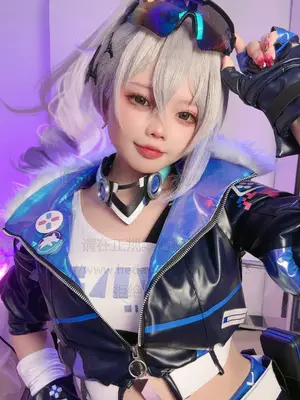 小瑶幺幺 (xiaoyaoyaoyao12) cosplay Silver Wolf – HonkaiStar Rail_012