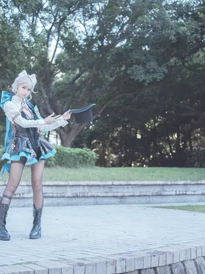 慕慕Momo cosplay Lynette - Genshin Impact_005