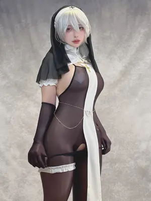 HaL - Sister Noel_0005
