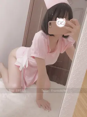 一只肉酱阿 (roujiangdajiba) - Little Nurse_003