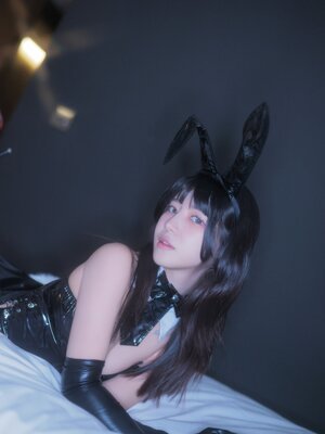 Yeha (예하) NO.061 Black Bunny_003