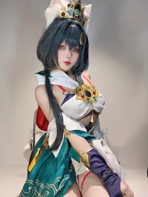 小瑶幺幺 (xiaoyaoyaoyao12) cosplay Yunli - HonkaiStar Rail_002