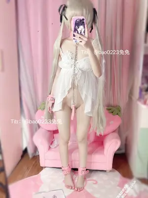 兔兔酱- 顶级双马尾白虎萝莉订阅_009
