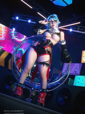 Umeko J - Roxy_0005